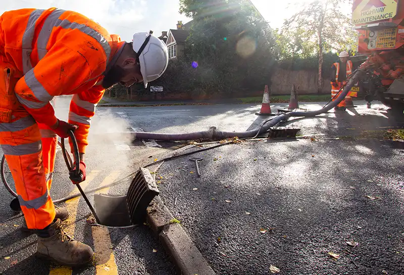 Hydro Cleansing - London Drainage Experts - Gully - Image 8