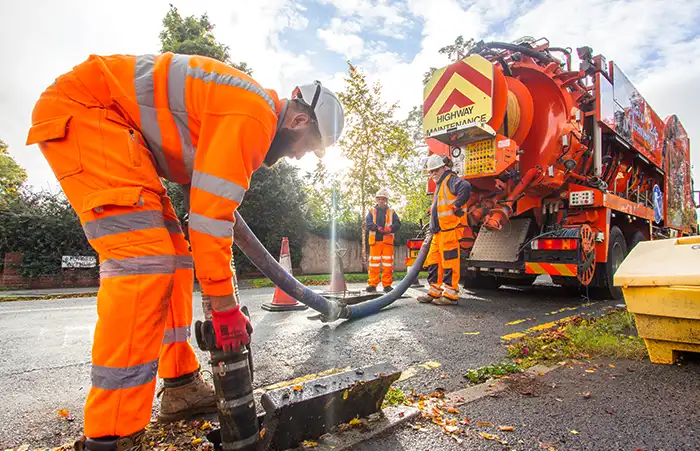 Hydro Cleansing - London Drainage Experts - Gully - Image 9